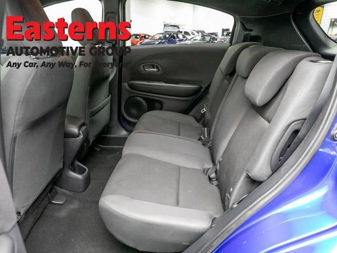 Used 2021 Honda HR-V Sport image 19