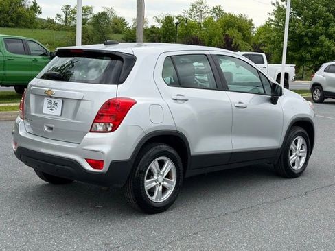 Certified 2017 Chevrolet Trax LS AWD/4WD image 7
