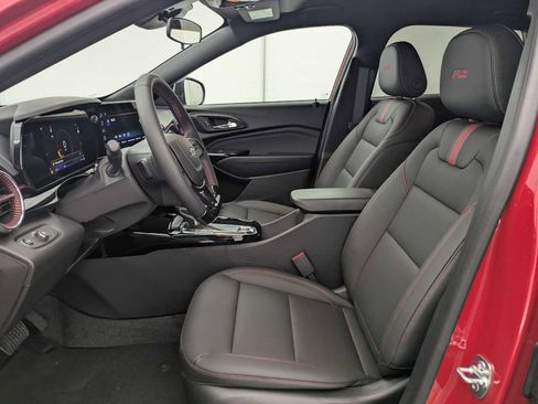 New 2026 Chevrolet Trax RS w/ Driver Confidence Package FWD image 17