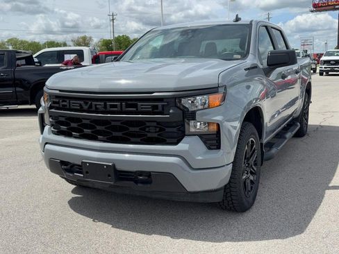Used 2024 Chevrolet Silverado 1500 Custom w/ Turbomax Blackout Package AWD/4WD image 7