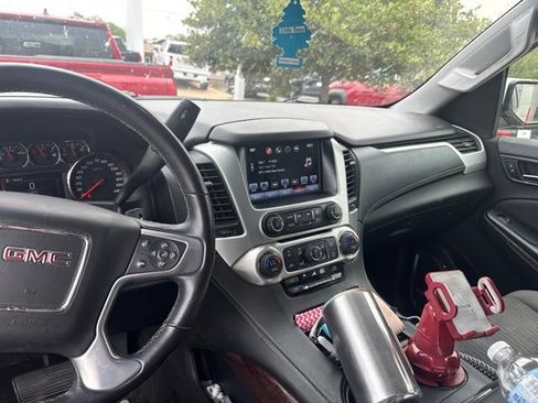 Used 2016 GMC Yukon SLE w/ HD Trailering Package AWD/4WD image 7