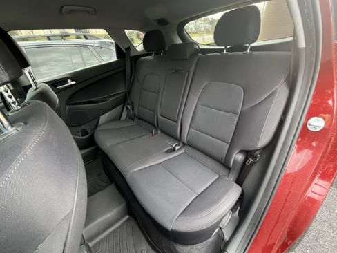 Used 2019 Hyundai Tucson SE image 25