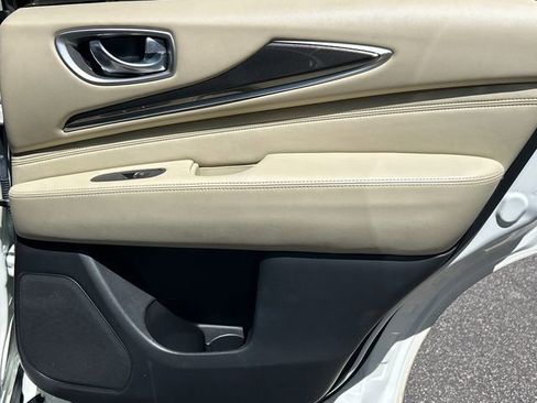 Used 2017 INFINITI QX60 FWD w/ Premium Plus Package image 18