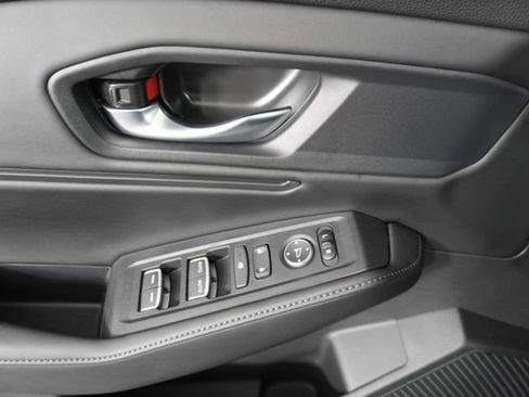 Used 2025 Honda Accord Sport image 20