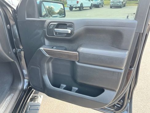 Used 2021 Chevrolet Silverado 1500 LT AWD/4WD image 9