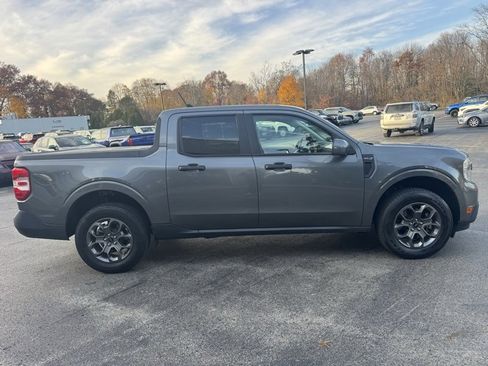 Used 2022 Ford Maverick XLT w/ XLT Luxury Package image 2