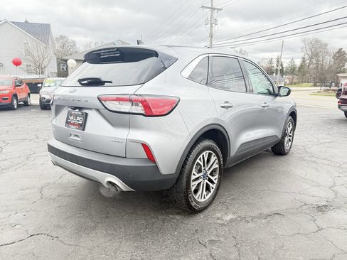 Used 2022 Ford Escape SEL image 7