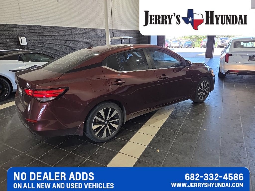 Used 2024 Nissan Sentra SV w/ SV Premium Package FWD image 5