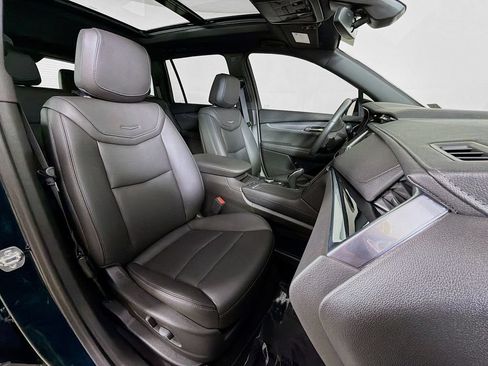 Certified 2024 Cadillac XT6 Luxury AWD/4WD image 27