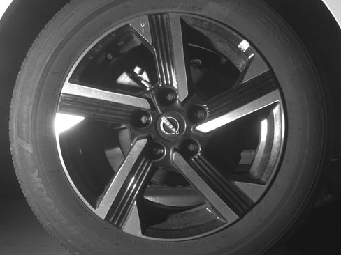 Used 2025 Nissan Sentra SV FWD image 15