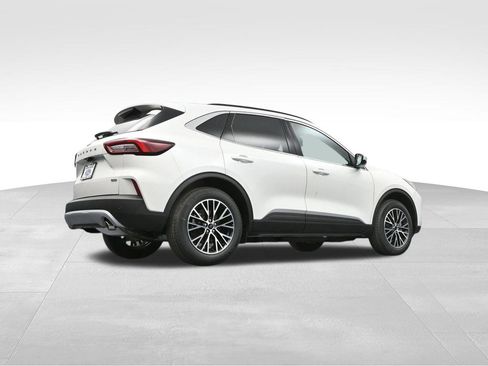 New 2025 Ford Escape SE image 39