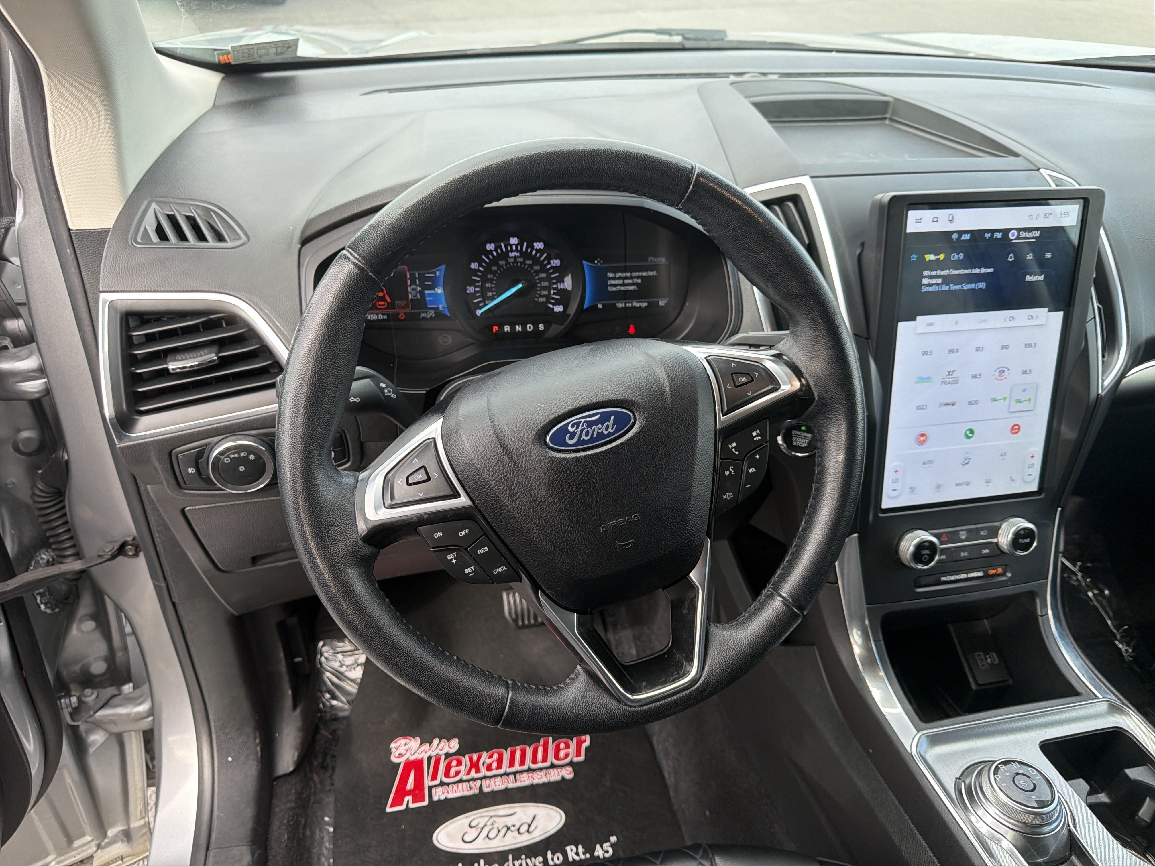 Used 2024 Ford Edge Titanium AWD/4WD image 17