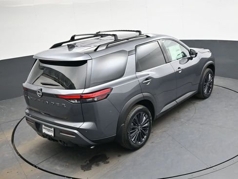 New 2026 Nissan Pathfinder SL image 18