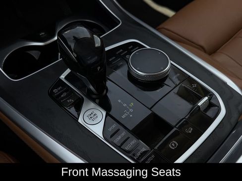 Used 2022 BMW X7 xDrive40i w/ Premium Package AWD/4WD image 21