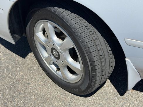 Used 1999 Toyota Solara SE FWD image 12
