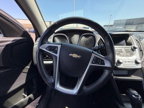 Used 2017 Chevrolet Equinox LT w/ Convenience Package FWD image 10