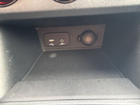 Certified 2021 Subaru Crosstrek 2.0i image 21