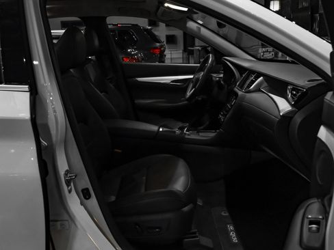Used 2021 INFINITI QX50 Luxe FWD image 29