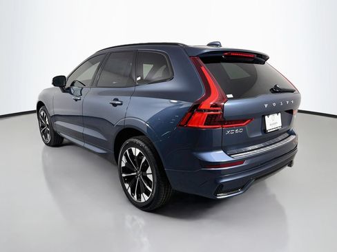 New 2027 Volvo XC60 B5 Plus AWD/4WD image 7