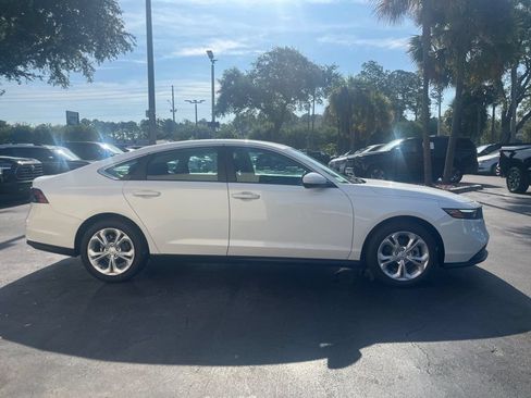 Used 2025 Honda Accord LX image 6