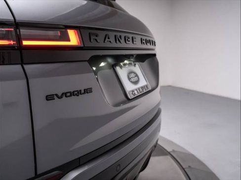 Used 2026 Land Rover Range Rover Evoque S AWD/4WD image 30