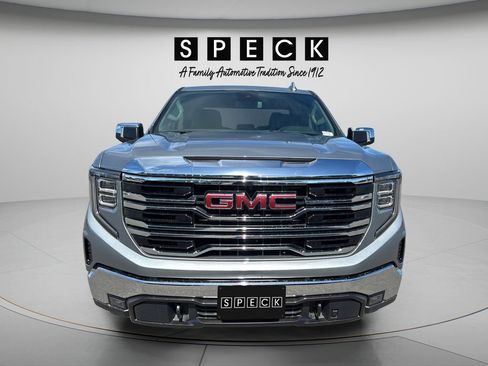 New 2026 GMC Sierra 1500 SLT AWD/4WD image 15