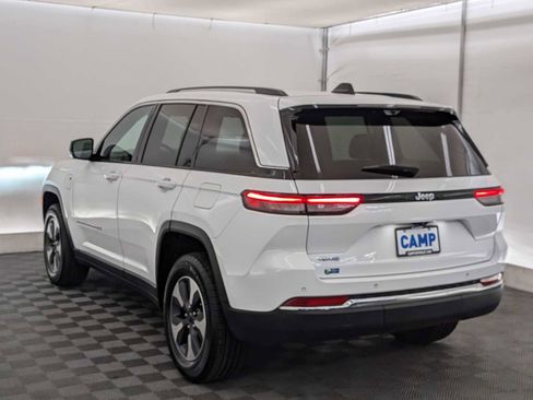 Used 2022 Jeep Grand Cherokee Limited 4xe w/ Luxury Tech Group II image 4