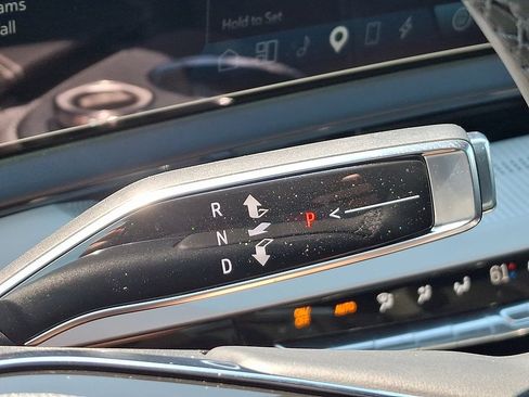 Certified 2026 Cadillac Optiq Luxury 1 AWD/4WD image 16