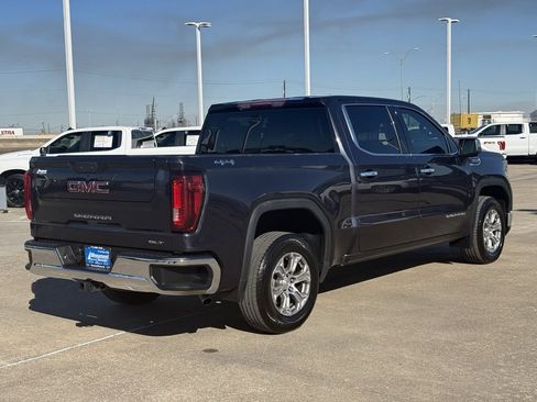 Used 2024 GMC Sierra 1500 SLT image 10