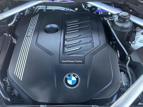Used 2023 BMW X5 xDrive40i w/ M Sport Package AWD/4WD image 31