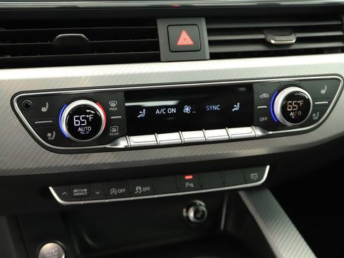 Used 2017 Audi A4 2.0T Premium Plus image 24