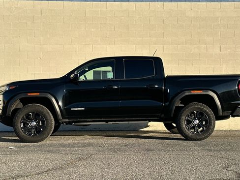 Used 2024 GMC Canyon Elevation image 7