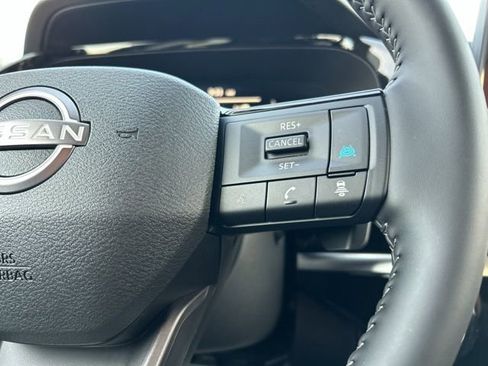 New 2026 Nissan Pathfinder Platinum AWD/4WD image 38