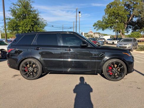 Used 2022 Land Rover Range Rover Sport HST image 2