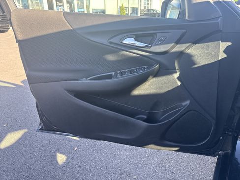 Used 2023 Chevrolet Malibu LT image 16