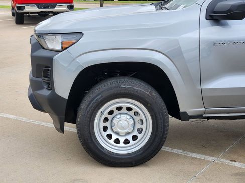 New 2026 Chevrolet Colorado W/T image 5