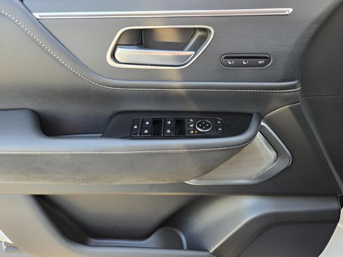 Certified 2025 INFINITI QX80 Sensory w/ Exterior Package AWD/4WD image 17