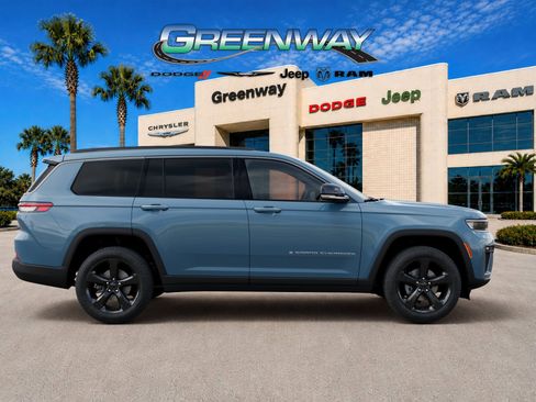 New 2026 Jeep Grand Cherokee L Limited RWD image 21