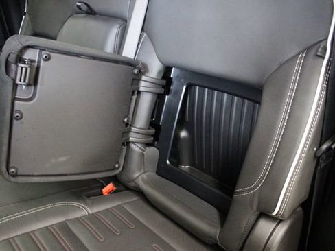Used 2025 GMC Sierra 2500 AT4X AWD/4WD image 43