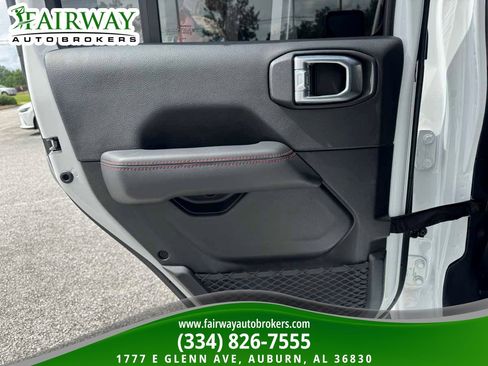 Used 2021 Jeep Wrangler Unlimited Rubicon AWD/4WD image 29