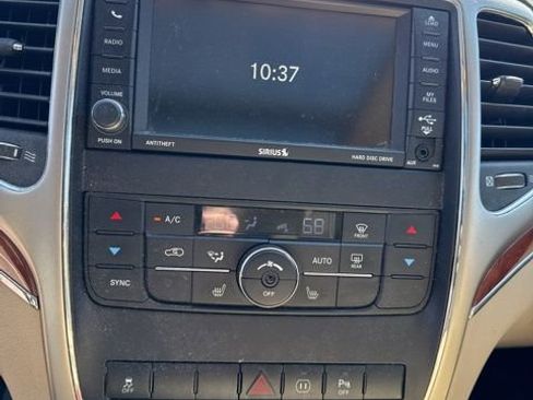 Used 2012 Jeep Grand Cherokee Limited AWD/4WD image 11