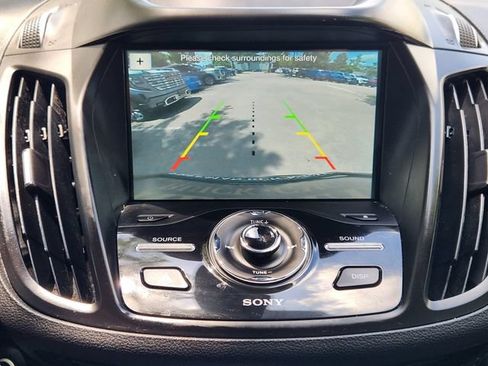 Used 2018 Ford Escape Titanium FWD image 18
