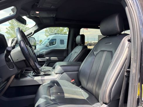 Used 2022 Ford F250 Platinum AWD/4WD image 8