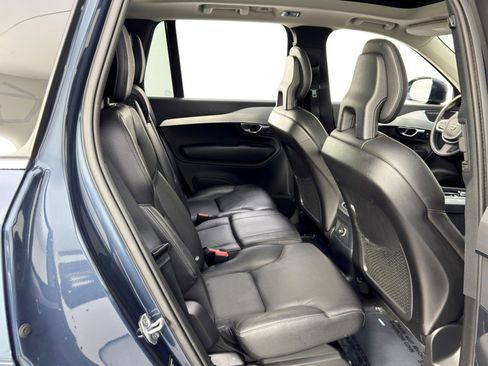 Used 2018 Volvo XC90 T8 Momentum w/ Convenience Package image 41