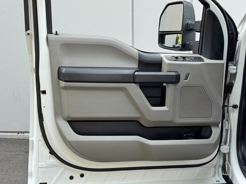 Used 2019 Ford F250 XL w/ Power Equipment Group AWD/4WD image 34