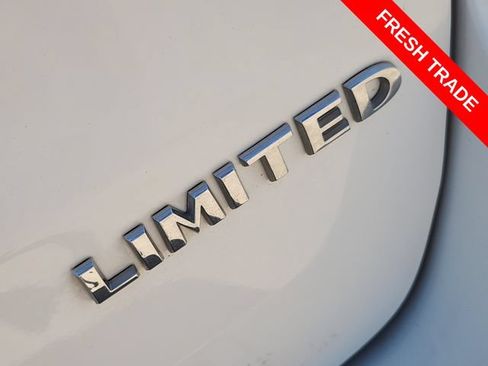 Used 2021 Jeep Grand Cherokee Limited AWD/4WD image 11