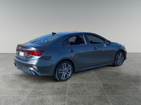 Used 2024 Kia Forte GT-Line w/ GT-Line Premium Package FWD image 5