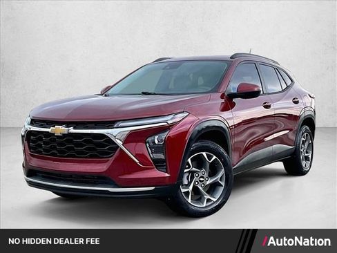 Used 2024 Chevrolet Trax LT FWD image 1