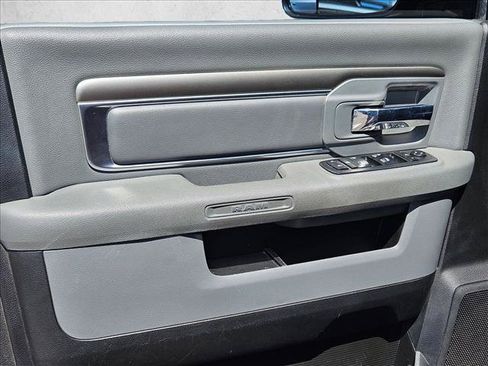 Used 2018 RAM 1500 Big Horn AWD/4WD image 9