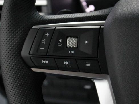 New 2026 Mitsubishi Outlander SE image 9